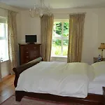 Bed & Breakfast Guaire House 4*
